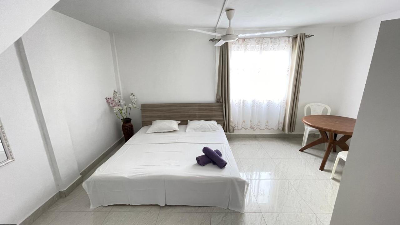 Sun & Shine Holiday Resort Flic en Flac Экстерьер фото
